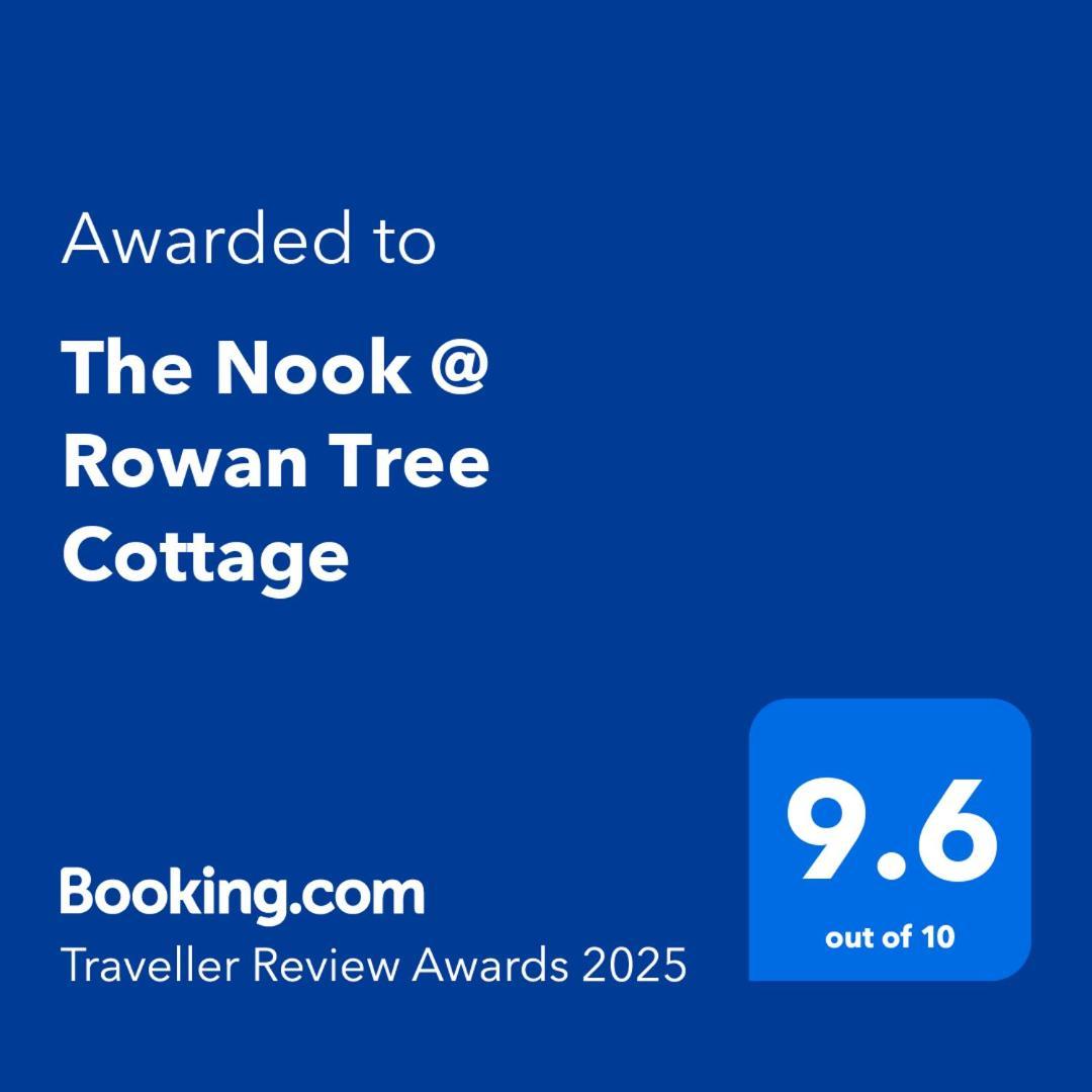 The Nook @ Rowan Tree Cottage Баллимони Номер фото